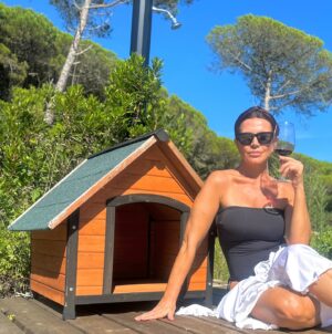 Sílvia Rizzo Instagram - Casa finalmente pronta, é um T-2, parece pequena, mas por dentro é enorme! 
.
#casadesonho #casadecampo 
.
Bom fim de semana 😜😄
.
📷 @tiagoaldeia.oficial