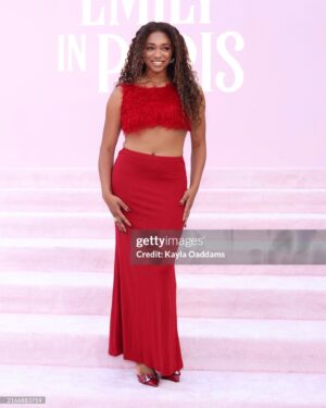 Simone Joy Jones Instagram - All i’m asking for is a summer in Paris ☕️ ✈️ 

Congratulations on a 4th season to @emilyinparis
