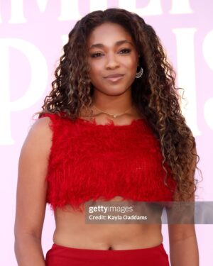 Simone Joy Jones Instagram - All i’m asking for is a summer in Paris ☕️ ✈️ 

Congratulations on a 4th season to @emilyinparis