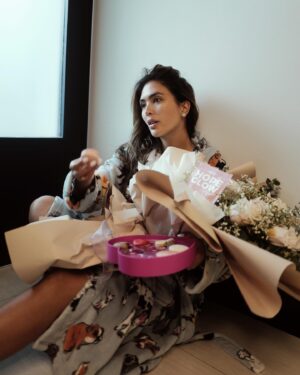 Sofia Andres Instagram - Embracing everyday successes, counting blessings, and cherishing simple joys. @lunaaura.ph 🌸🌸🌸