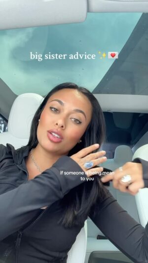 Soma Bhatia Instagram - We’re back with some big sis advice!!!! 🥰💁🏽‍♀️ #girls #bigsister #advice #mindset #confidence #relatable #selflove #selfconfidence