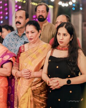 Sonal Monteiro Instagram - The Roce ceremony is a traditional Mangalorean Catholic pre-wedding ritual that involves anointing the bride and groom with a mixture of coconut milk and oil.

Roce of: @sonal_monteiro_official 
#tharunsonaltakeok
