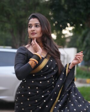 Sonal Monteiro Instagram - ♥️

Wearing from the house of @classy.designerhouse by @chaithu._.gowda ♥️♥️♥️