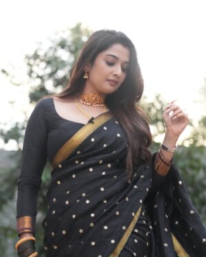 Sonal Monteiro Instagram - ♥️

Wearing from the house of @classy.designerhouse by @chaithu._.gowda ♥️♥️♥️