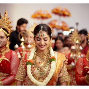 Sonal Monteiro Instagram - Just married and ready for our blockbuster life together 🤗❤️

ನಮ್ಮ ಮದುವೆಯ ಸಂಭ್ರಮದಲ್ಲಿ ಭಾಗಿಯಾಗಿ ಹರಸಿದ ಪ್ರತಿಯೊಬ್ಬ ಪ್ರೀತಿಪಾತ್ರರಿಗೂ ನಮ್ಮ ಧನ್ಯವಾದಗಳು. ನಿಮ್ಮಿಂದ ನಮಗಾದ ಸಂತೋಷಕ್ಕೆ ಮೇರೆ ಇಲ್ಲ 😊♥️

The perfect day made even better by all of you — thank you for your love and blessings as we start this new chapter together ♥️♥️♥️🧿

#TharunSonalTAKEOK 
#wedding #newbeginnings