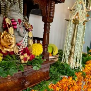 Sonali Bendre Instagram - Happy Ganesh Chaturthi 🙏🏼❤️