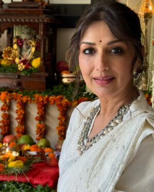 Sonali Bendre Instagram - Happy Ganesh Chaturthi 🙏🏼❤️