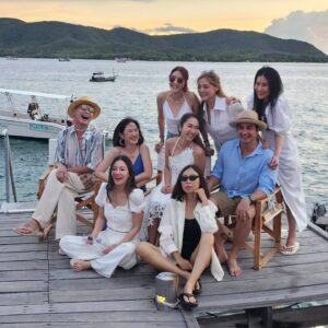 Sopitnapa Chumpanee Instagram - We Love you ♥️
27 AUGUST 2024 

เป็นคืนที่อบอุ่นหัวใจมากๆ เหมือนลูกแต่งงาน 🤣♥️👩🏻😊 รัก ♥️

#jeabpukaiithewedding