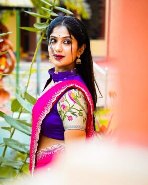 Soundarya Reddy Instagram - 💞🌷
Half saree - @uski_designer_studio my all time fav one ❤️🫶🏻
Edit - @viki_pixer my thambhi🫶🏻
Bangles - @vcrafted