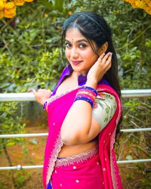 Soundarya Reddy Instagram - 💞🌷
Half saree - @uski_designer_studio my all time fav one ❤️🫶🏻
Edit - @viki_pixer my thambhi🫶🏻
Bangles - @vcrafted