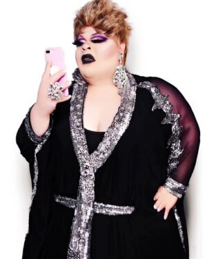 Stacy Layne Matthews Instagram - New phone who dis?????