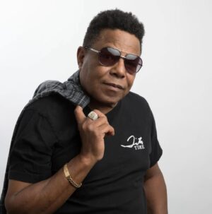 Stephanie Mills Instagram - When your phone rings in the middle of the night, the news is never good. I’m just not ready for this! #Tito 🕊️ 🤍🙏🏾 💔💔💔😢