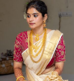 Subiksha Kayarohanam Instagram - Part time mallu to being full time 🤩😇

Blouse: @zenoraofficial_ 

Pc:  @studiosnid