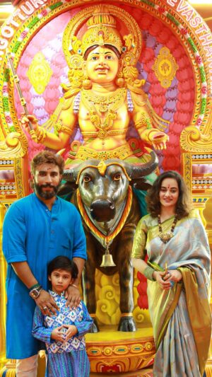 Suja Varunee Instagram - 🕉 Om Sri Vishnumaya Swami Namah 🕉
🙏🏻Actress Sujatha and actor Sivakumar expresses their experience while visiting Peringottukara Devasthanam Vishnumaya Temple 🙏🏻
.
.
Peringottukara Devasthanam Sree Vishnumaya Swami Temple @Thrissur,Kerala
☎️- Contact Number // 0487 232 9000 || Whatsapp  918157888333 || ☎️ 918157888444