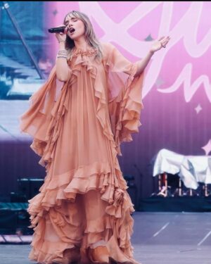 Suki Waterhouse Instagram - Eras tour outfit!!! @chemena @chloe made me the dress of my dreams 💕 styled by @robzangardi @cassymeier_stylist jewellery by @tiffanyandco hair and makeup by @linneanordberg @therileykate 🍓