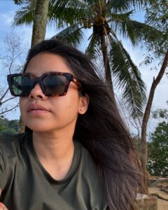 Actress Sumona Chakravarti HD Instagram Photos and Wallpapers September 2024