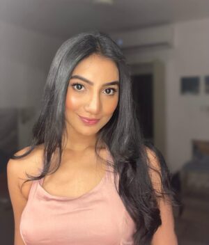 Sunerah Binte Kamal Instagram - Good hair day 💕