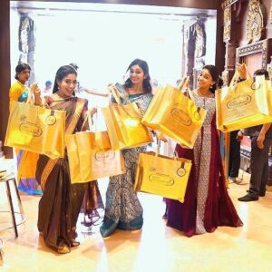 Sunitha Srinivasan Instagram - Just had the most fabulous shopping experience at @kanchivmlsilkstamil in Purasaiwakkam, Chennai! 

Their saree collection is a perfect blend of tradition and modernity, showcasing impeccable craftsmanship in every drape. Whether you're looking for classic silk sarees or trendy designs, they've got it all! Plus, the beautiful silver jewelry from @rasamayi_official adds the perfect touch of elegance. It’s truly a one-stop destination for all your ethnic needs!

Chennai folks, make sure you visit @kanchivmlsilks for a luxurious shopping spree!

#VaraMahalakshmiSilks #Purasaiwakkam #ChennaiDiaries #SareeObsession #EthnicElegance #SareePerfection #ChennaiFashion #SareeShopping #LuxuryInEveryDrape #TraditionalSilks #ChennaiVibes #sareestories #preethasuresh #preetha #preetha_suresh21 #trending #preethareels #sunithasrinivasan #Sunitha #gowrigopan #gowri #annaserial #zeetamil #anna #Pasamalargal