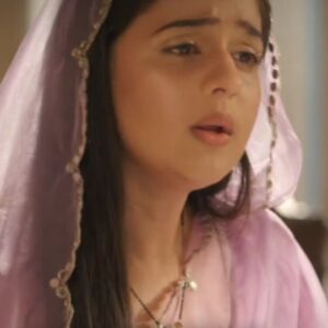 Supriya Shukla Instagram - Jo hamesha hansti-khelti reheti hai, woh Bulbul teekhe jawaab bhi deti hai. 💪🔥

Dekhiye #MeraBalamThanedaar, Mon-Fri raat 9:30 baje, sirf #Colors aur @officialjiocinema par.

@i_shagunofficial @shrutisanjeev78 @supriyarshukla