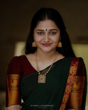 Susmitha Prabhakaran Instagram - @ratheesh_c_parameshwaran 📷

@susmitha.prabhakaran 🧚🏻‍♀️
🖥️@nandhu_meledath 

❣️@ranjithpoombaatta 

🥻@ar_handlooms_kuthampully 
 💍Ornaments @mayuri_trendz
💄 @thanus_makeover_guruvayur

#réel #reelsinstagram #trandingreels♥️ #viral #reels #reelsinstagram #kerala #keralagodsowncountry