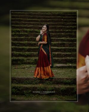 Susmitha Prabhakaran Instagram - @ratheesh_c_parameshwaran 📷

@susmitha.prabhakaran 🧚🏻‍♀️
🖥️@nandhu_meledath 

❣️@ranjithpoombaatta 

🥻@ar_handlooms_kuthampully 
 💍Ornaments @mayuri_trendz
💄 @thanus_makeover_guruvayur

#réel #reelsinstagram #trandingreels♥️ #viral #reels #reelsinstagram #kerala #keralagodsowncountry