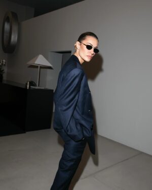 Sveva Alviti Instagram - Grazie Re @giorgioarmani ogni sfilata è un sogno meraviglioso e indimenticabile.

#mfw #giorgioarmani