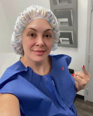 Tanea Brooks Instagram - Third time going under  anesthesia in the past 4 months and I’m grateful surgery went well today. 🙏🏼 I’m on the mend ya’ll 🫶🏼 and I’m excited for it.  And best believe I’m watching @aew  dynamite tonight and you should too 😽