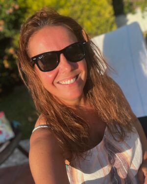 Tânia Ribas de Oliveira Instagram - Domingo a saber a férias ☀️