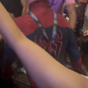 Tawny Newsome Instagram - Well @dragoncon you stole my heart you freaks. 

Tag yourselves, babies.