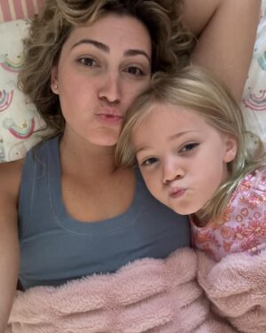Taylor Dooley Instagram - new hair & happy moments recently 🍓🥰