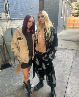 Taylor Momsen Instagram - Virgin eyes and dirty looks and a great time with @kidsuper at one of the funnest fashion events I’ve ever been to!  Thanks to @dougieplaylist and the whole team for having me! @lovesac @puma @bfa @nyfw makeup 💄 @robertomorelli1 hair👩‍🦳 @eddiemparra