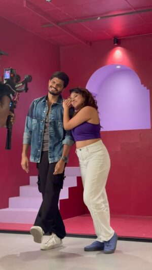 Tejaswani Behera Instagram - Behind the scenes 💕 with my fav @ananddeverakonda 🥰🫶🏻 you are such a sweetheart 🫰🏻♥️ n yes #picchiganachesave