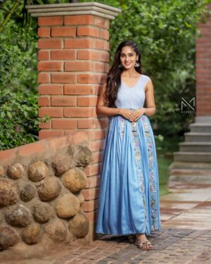 Tejaswini Gowda Instagram - 🩵🩵🩵

Outfit:- @labelmanasamovva 
Jewellery:- @fashioncurvee 
Styling:- @harinireddym 
Pc:- @moments_in_focuss
Hairstyle:- @shanthihairdo