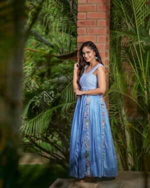 Tejaswini Gowda Instagram - 🩵🩵🩵

Outfit:- @labelmanasamovva 
Jewellery:- @fashioncurvee 
Styling:- @harinireddym 
Pc:- @moments_in_focuss
Hairstyle:- @shanthihairdo
