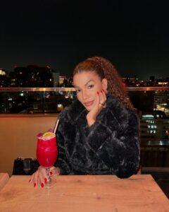 Actress Thauny Raquel HD Instagram Photos and Wallpapers September 2024