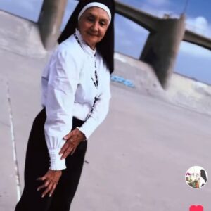 The Blessed Madonna Instagram - I’ve been edging all summer 💦

PS: thanks for all the love and everyone who reached out. I’m back at 100% and ready to edge with you all 🩷