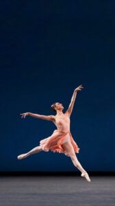 Actress Tiler Peck HD Instagram Photos and Wallpapers September 2024