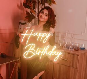 Tina Philip Instagram - Happy happy birthday to my crazy, fun and fabulous friend-  Chota Appy! Wishing you a year filled with new adventures, happiness, success in all your endeavours and good health. And lastly may we continue to make memories together! 😃🍾🎉🎈
.
Location: @baameemumbai 
PR manager: @nidhi_gunjal786 
📸: @im_harshl