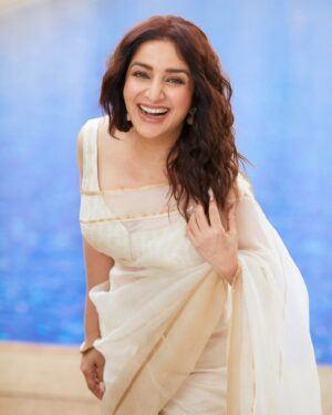 Tisca Chopra Instagram - Happy Janamasthami lobsters 

In @raw_mango 
📸 @tejasnerurkarr 
💇🏻‍♀️ @deepalid10 
💄 @makeupbyanighajain 
Location @presidentmumbai