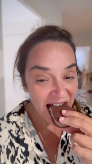 Toñi Moreno Instagram - Era un storie, pero me habéis pedido que se perpetúe por aquí … será porque no me pasa a mi sola. jajajajajajajaja