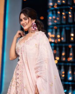 Actress Trina Saha HD Instagram Photos and Wallpapers September 2024
