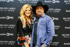 Trisha Yearwood Instagram - Dear Mr. Brooks, welcome to the Austin City Limits Hall of Fame! I’ve been keeping your seat warm for the better part of a year. 🤣 Seriously, congratulations! Nobody deserves this more than you. @acltv understands what you’ve always believed…it’s about the music. I hope you felt all the love from that crowd last night…and from me. I love you so much! 🩵