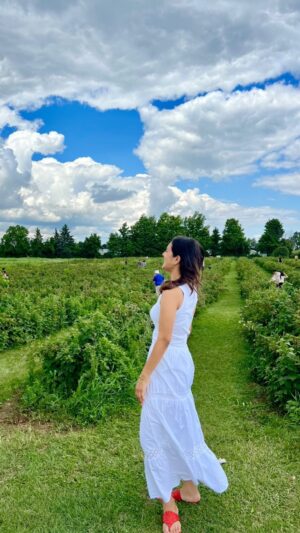Vaani Sood Instagram - ☀️ 🌻 🌬️