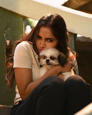 Vaishali Raj Instagram - There is nothing truer in this world than the love of a dog🤍