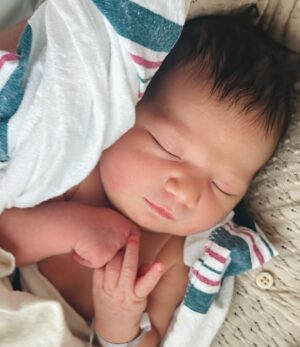 Valentine Thomas Instagram - Our little girl is finally here 🥰 Please meet Josephine Cecilia Farahani 👧 Despite the multiple road blocks for 21 hours, she made her grand entrance to the world naturally at 19:51 on Tuesday the 3rd of September weighting 8lbs and 4oz. Turns out, the pregnancy was the easy part 😂