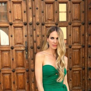 Vanesa Romero Instagram - VIERNES 💚 
¡Feliz día para todos! 
#vanesaromero