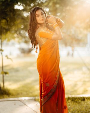 Varshini Suresh Instagram - 🧡

Outfit: @shethala_the_custom_clothier 
Cam & edits: @selva_sk_dop 
MUA: @artistrybymadhumitha 
Hairdo: @br_makeupartistry 

#newpost #explore #explorepage #fyp #viral #trending #trendingnow #trendingsongs #manasilaayo #rajinikanth #manjuwarrier #dance #photography #outdoor #outdoorphotography #outfitoftheday #orange #saree #traditional #outfit #ootd #fashion #varshinisuresh #neenaankaadhal #vijaytv #neenaankadhal #tamil