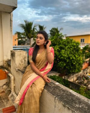 Varshini Suresh Instagram - 🌈

📍Outfit: @shethala_the_custom_clothier 

#explore #explorepage #trending #viral #picoftheday #vijaytv #neenaankaadhal #neenaankadhal #abi #varshinisuresh #photography #outdoor #shoot #instagood #instagram