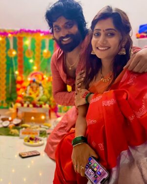 Vasanthi Krishnan Instagram - Most humbly we bow to You, O Supreme Lord.
Happy vinayaka Chavithy 2K24.
♥️🧿
.
.
.
.
.
.
@pawan_kalyan47 ♥️🧿

#instragram #festivaloutfit #festivalvibes #vk #pk #vasanthikrishnan #instamood #instalike #instafashion #bigbosstelugu #instalike #instadaily #trending #desginer