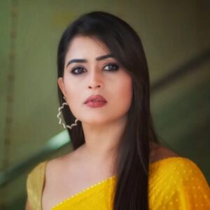 Veena Ponnappa Instagram - @veena_ponnappa_vnaa 🤩

" Self-awareness is the ability to take an honest look at your life without any attachment to it being right or wrong, good or bad..... 🥳"

#veena #veenaponnappa #instafamily #kannadaactress #monday #enjoying #happyme #telugu #teluguserials #etvtelugu #beingme #teluguserial #sandalwood #actor #homely #yellow #sareelover #kannadaserials #smiling #actorlife #mandatory #traditional #yellove #cute #bubbly #sareelove